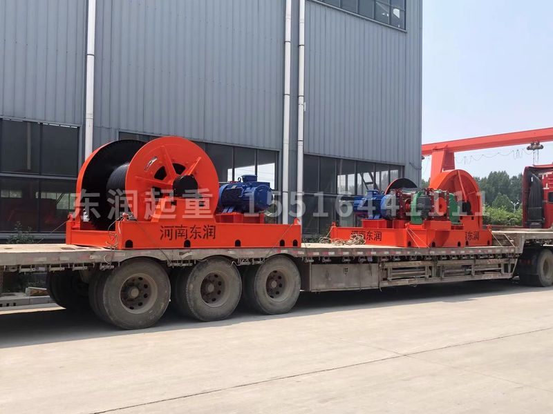 慢速32噸卷揚(yáng)機(jī)